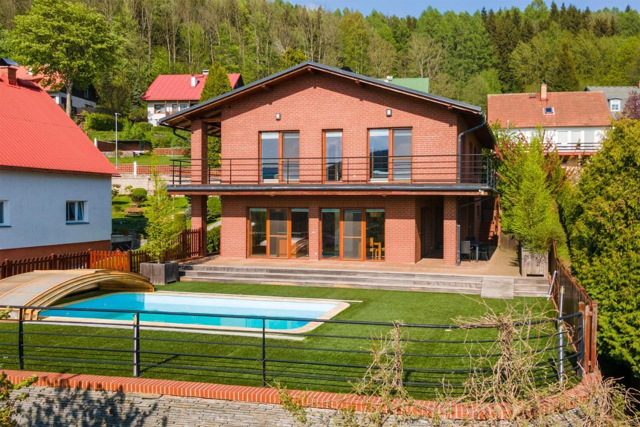 Vila Slunecni Stran Svoboda nad Upou Exterior photo